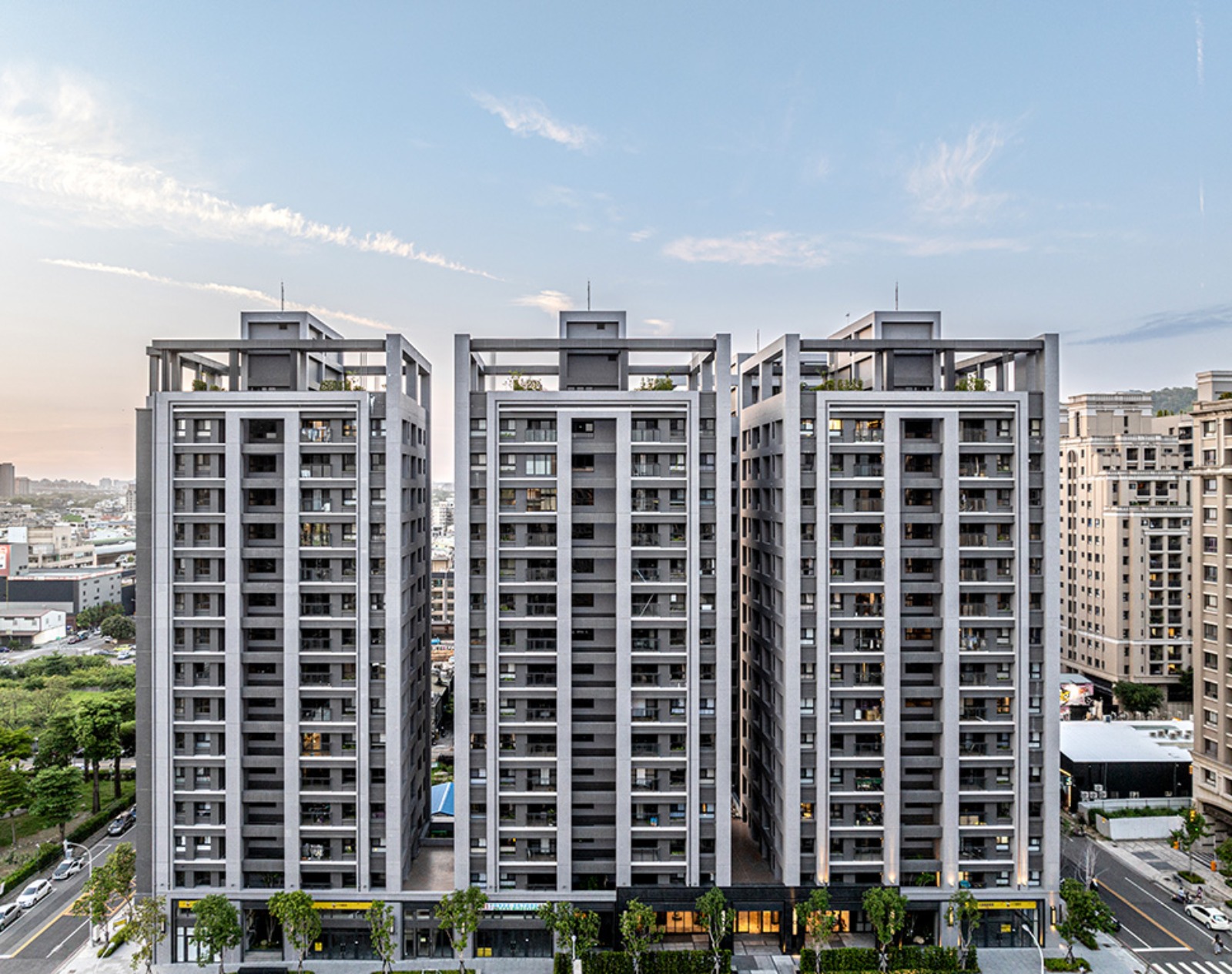 大城建設-十月蜂收