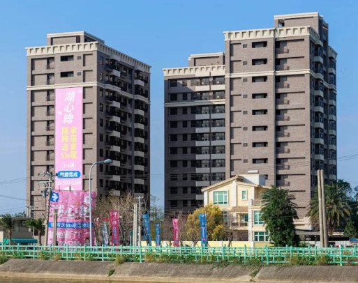 秉禾建設-湖心繪