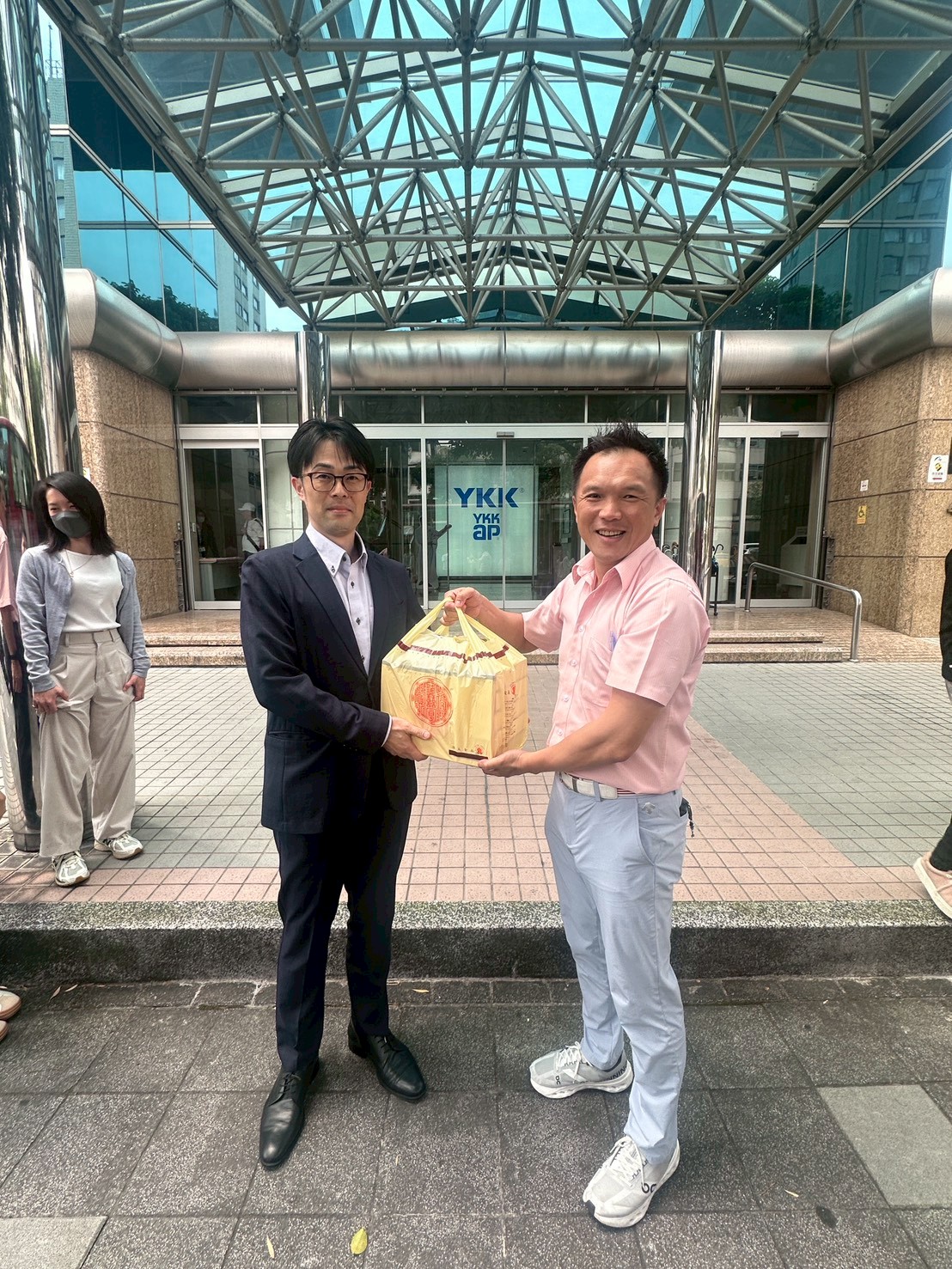 千大鋁業參訪YKK AP台北展示中心\